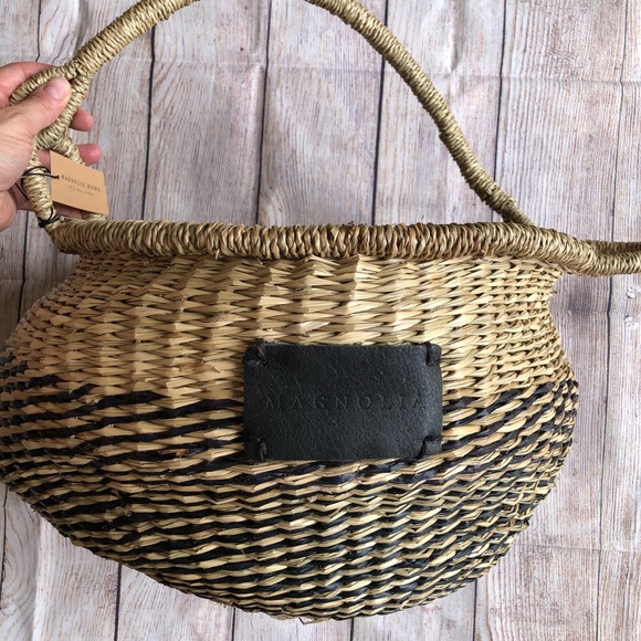 Magnolia Home Seagrass Basket TOTE NEW NWT - Picture 2 of 8
